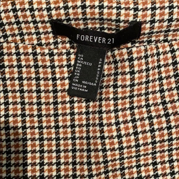 Forever 21 plaid skirt, US size small - Picture 3 of 4